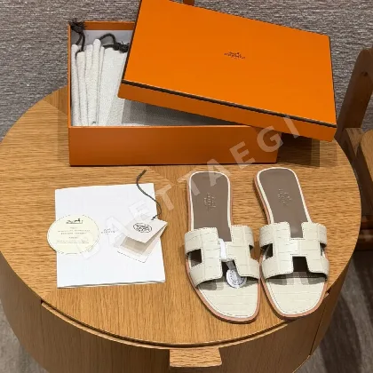 에르메스 오란 샌들 크레이 악어가죽 H 컷아웃 164395