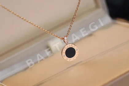 불가리 블랙&화이트 리버시블 목걸이 64873