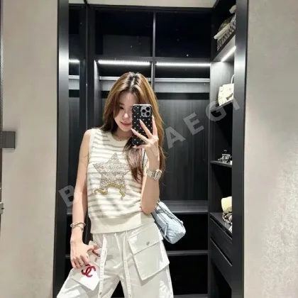 디올 오각별 자수 크루넥 반팔 니트 베스트 132808