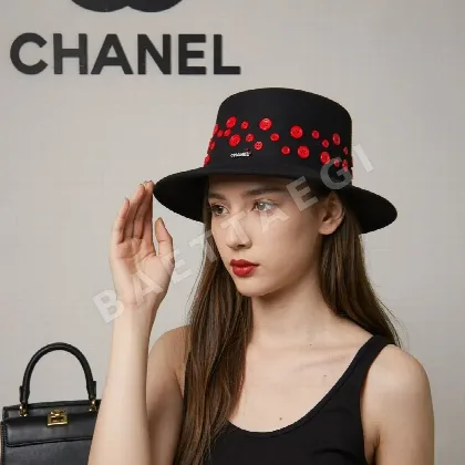 샤넬 100% 캐시미어 플랫탑 모자 185436