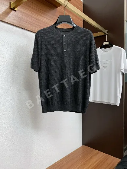 로로피아나 남성 라운드넥 코튼 반팔 티셔츠 135547