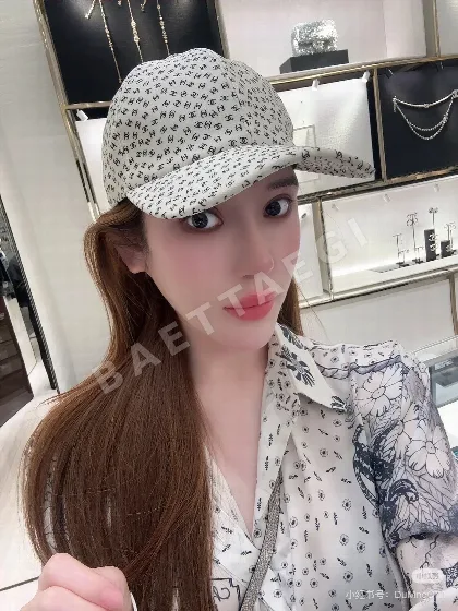 샤넬 자카드 로고 버킷 햇 119090