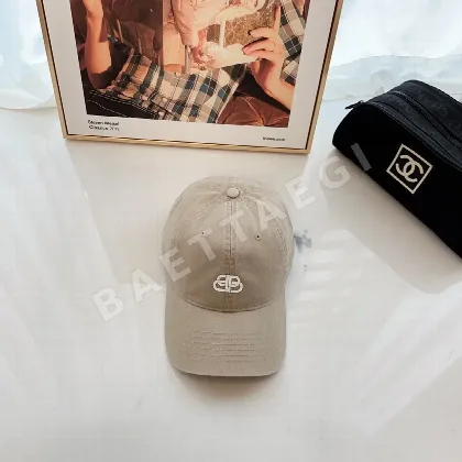 발렌시아가 코튼 더블 B 버클 야구모자 81742