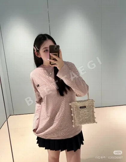 미우미우 오버사이즈 코튼 반팔 티셔츠 101535