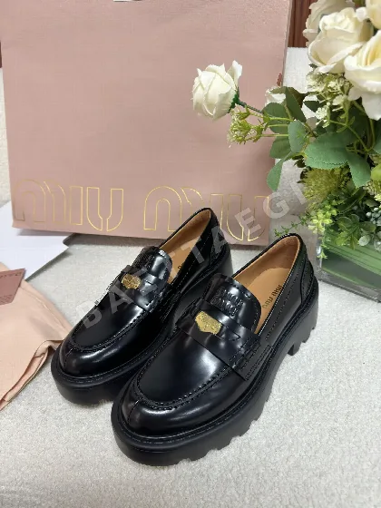 미우미우 플랫폼 가죽 신발 93853