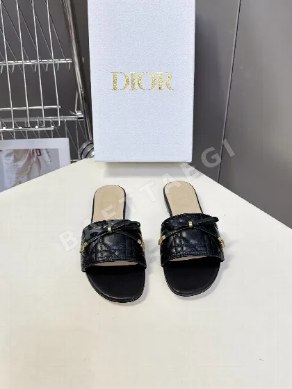 디올 리본 장식 플랫 샌들 98563