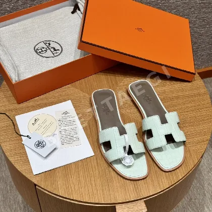 에르메스 오란 악어가죽 샌들 117521