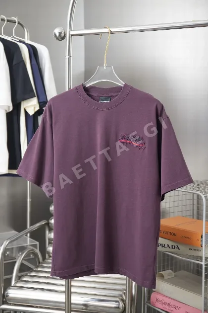 발렌시아가 남여공용 반팔 49150