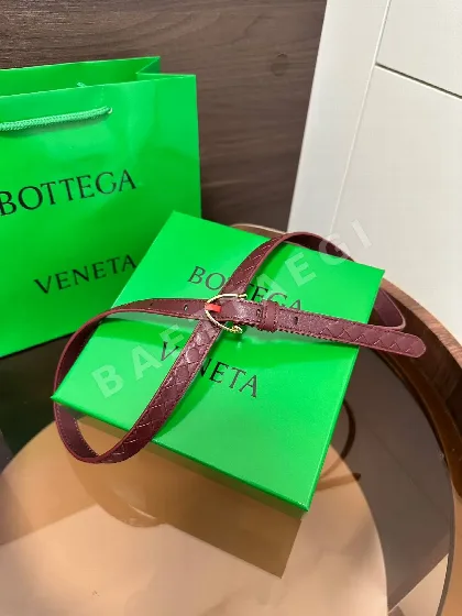 보테가베네타 빈티지 버클 송아지가죽 여성 벨트 58257