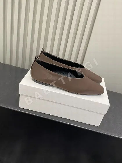 더로우 스퀘어토 실크 로퍼 113572