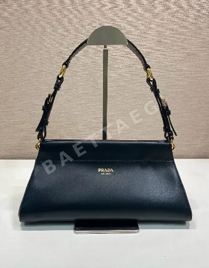 프라다 앙세네 에이징 가죽 핸드백 1BC262 67775