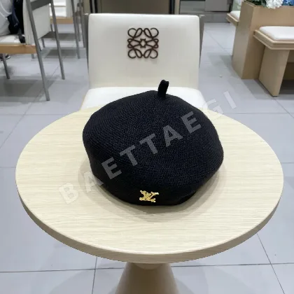 루이비통 무지 베레모 모자 186144