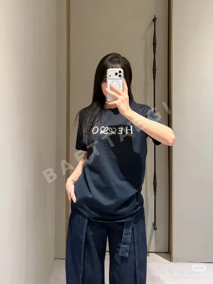 로에베 가슴 레터 프린트 여성 반팔 티셔츠