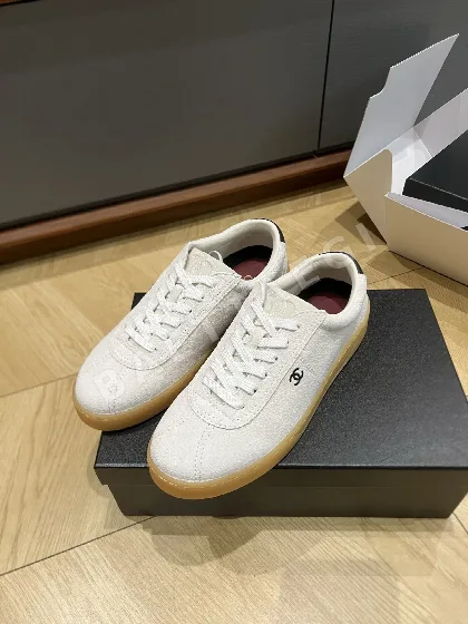 샤넬 램스킨 안감 스웨이드 트레이닝 슈즈 129591