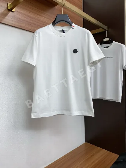 몽클레르 남성 코튼 반팔 티셔츠 P250