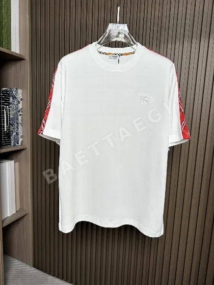 버버리 남성 화이트 반팔 티셔츠 103583