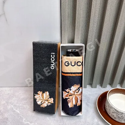 구찌 50% 접이식 차광 우산 85527