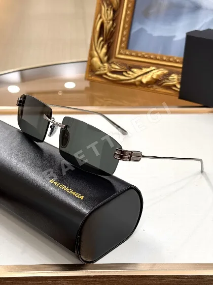 발렌시아가 BB0488 S 선글라스 56400