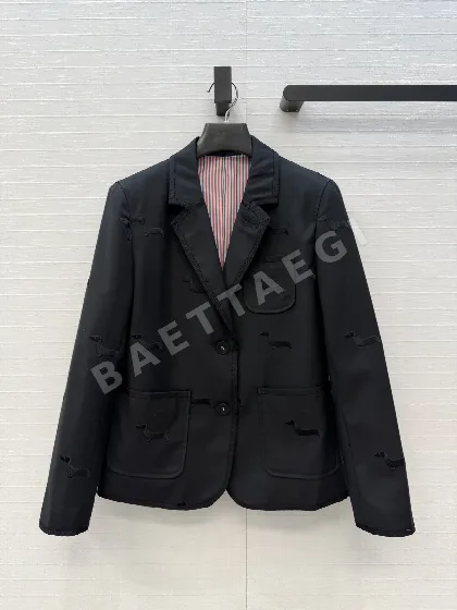 톰브라운 닥스훈트 자수 크롭 여성 자켓 142056