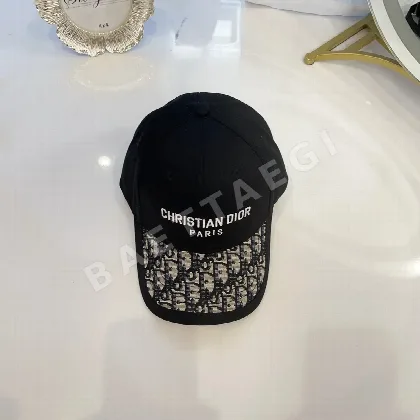 디올 모노그램 야구모자 78572
