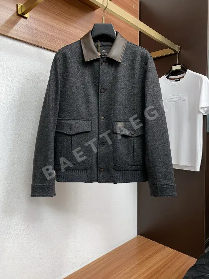 로로피아나 라펠 카라 슬림핏 구스다운 남성 자켓 156175
