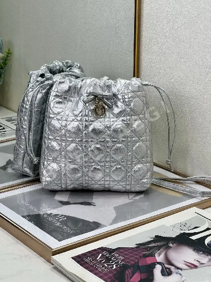 디올 램스킨 미니 버킷 가방 195249