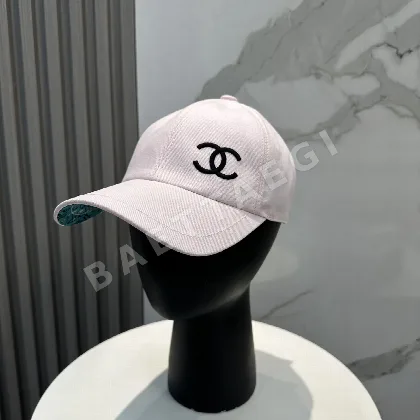 샤넬 양면 자수 코튼 야구모자 118585