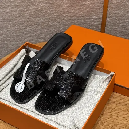 에르메스 오란 도마뱀 가죽 샌들 117444