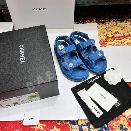 샤넬 클래식 더블 C 벨크로 비치슈즈 95015