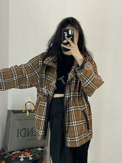 버버리 체크 후드 드로스트링 자켓 103064