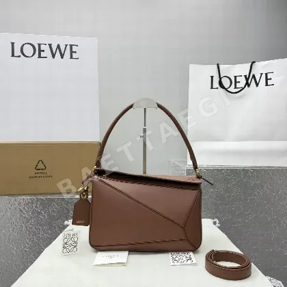 로에베 미디엄 램스킨 가방 133423