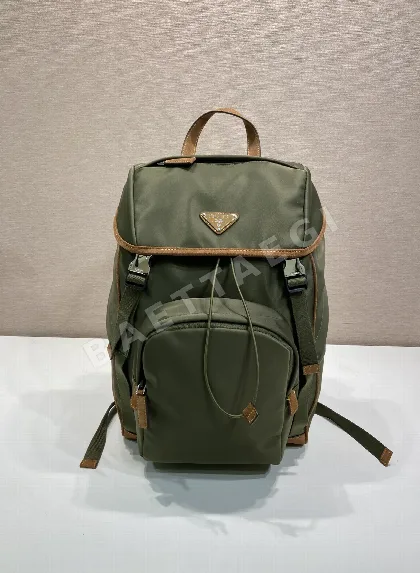 프라다 나일론 더블 스트랩 백팩 2VZ135