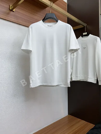 로로피아나 코튼 반팔 티셔츠