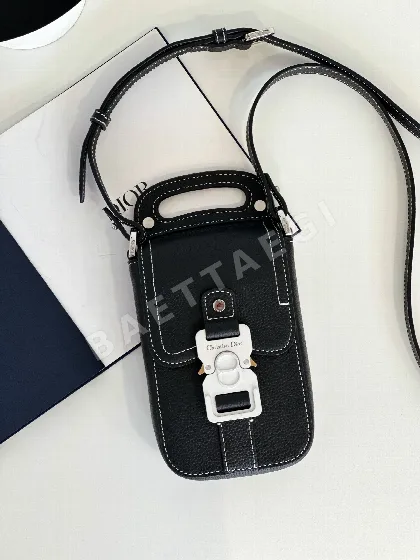 디올 모노그램 스마트폰 케이스 가방 152717