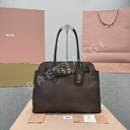미우미우 가방 68495