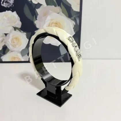 샤넬 헤어밴드 182566