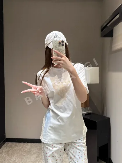 구찌 여성 반팔 51244
