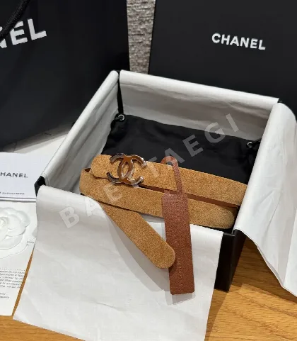 샤넬 양면 카프스킨 더블 C 벨트 174138
