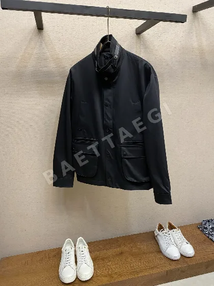 프라다 리버시블 스탠드카라 남성 자켓 195545
