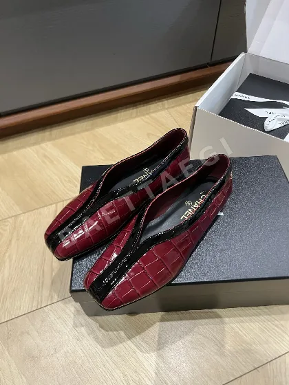 샤넬 컬러 블록 로퍼 108113