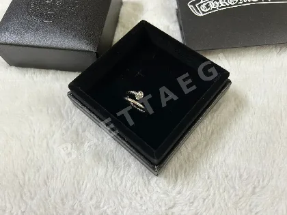 크롬하츠 못 구멍 반지 63070