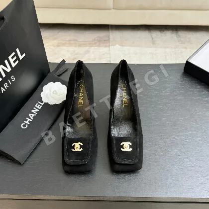 샤넬 더블 C 스티치 네모 앞코 슬리퍼 샌들 플랫 98608