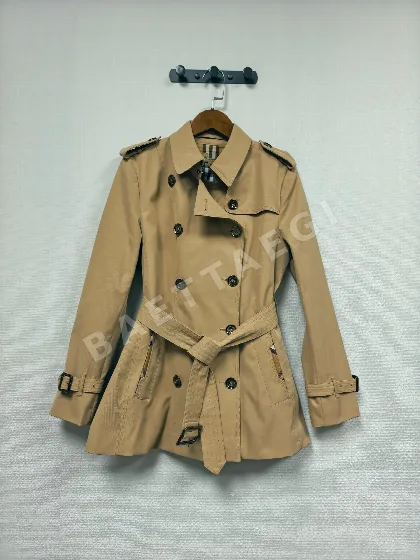 버버리 골드 버튼 블록배색 쇼트 트렌치 자켓 153757