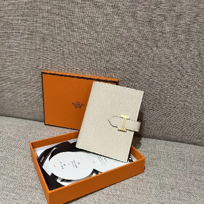 에르메스 켈리 OCK 10 엡솜 팔라듐 장식 지갑 23355