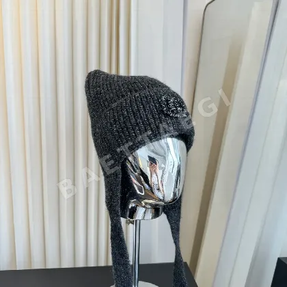 샤넬 이어플랩 모자 185699