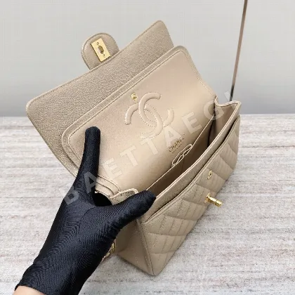 샤넬 밀크티 베이지 금장 캐비어 가방 33307