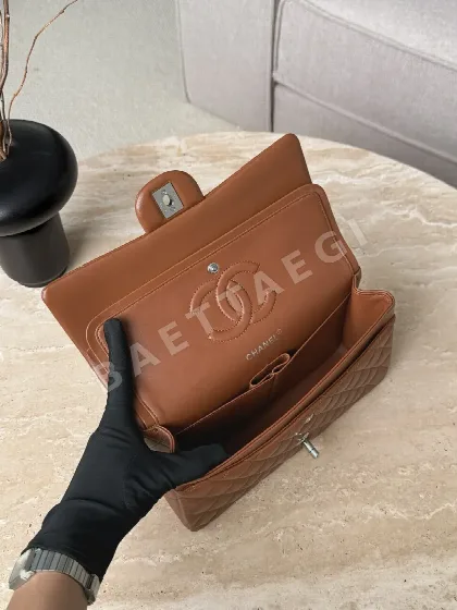 샤넬 램스킨 카라멜 은장 가방 33096