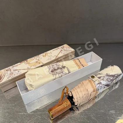 버버리 3단 접이식 자외선 차단 우산 85492