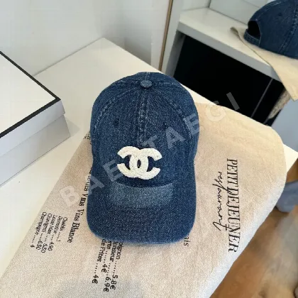 샤넬 베이스볼 캡 82626