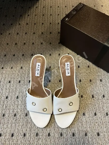 알라이아 스틸레토 샌들 120674